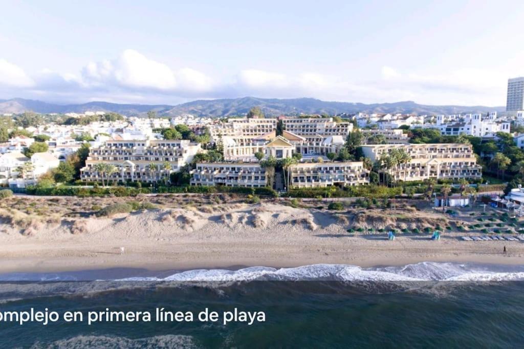 Lovely Apartment On The Beach In Marbella Exterior foto